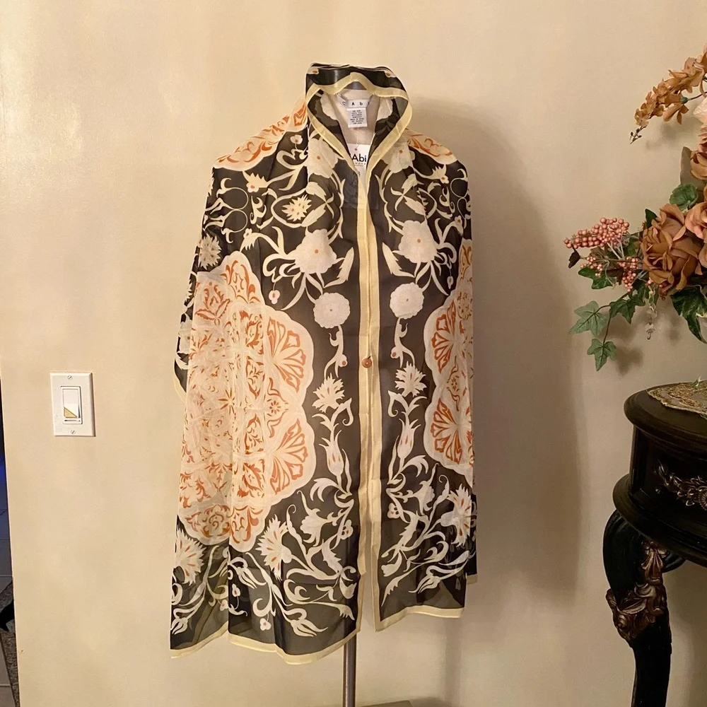 Bundle of 2 Long Scarf Shawl buttoned - Picture 10 of 11